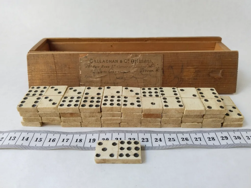Domino 43 Bone Pieces Set Callaghan and Co Opticians 23a 12