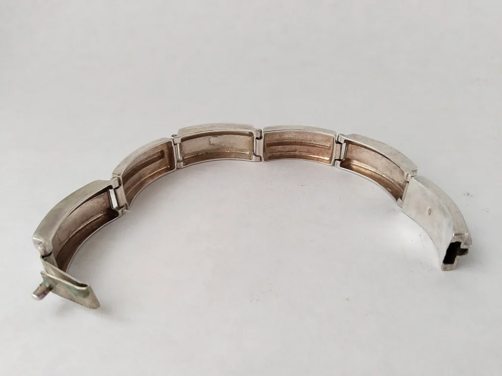 Men's Silver Bracelet Crafted By A Member Of The National 9