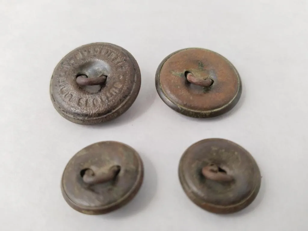 WWI British General Service Uniform Metal Buttons 1