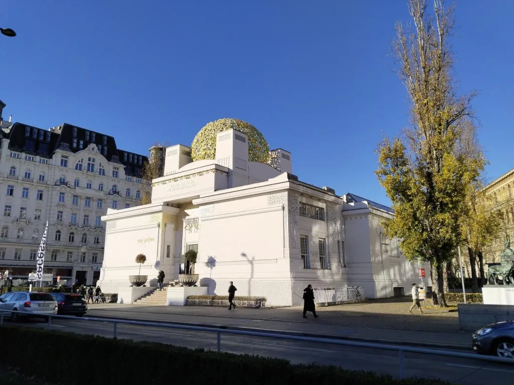 The iconic Secession building in Vienna, a masterpiece of the Vienna Secession movement and a symbol of art and design innovation.